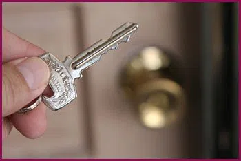 Leonardo NJ Locksmith Store Leonardo, NJ 732-641-0169 - 14-unlock-door